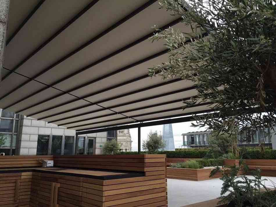 Terrasse couverte: pour une terrasse exploitable toute l'année!
