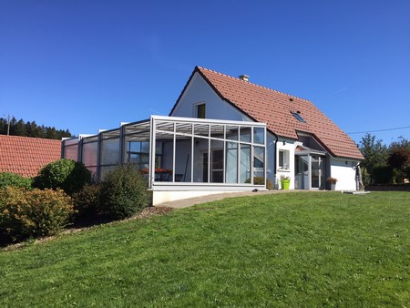 Retractable veranda in Burgundy (France)