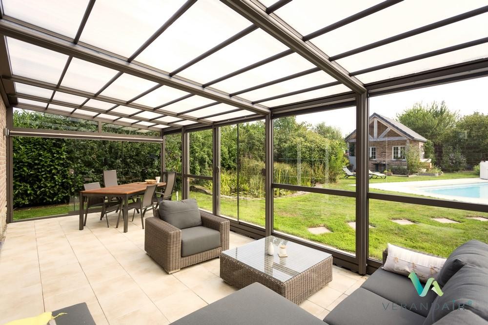 3 solutions pratiques pour fermer une pergola