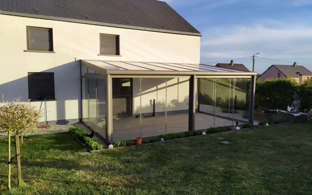 What are the advantages of convertible veranda pergolas?