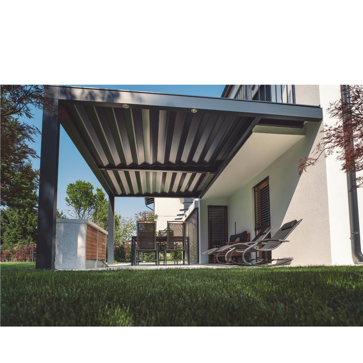 bioclimatic pergola as apartment terrace