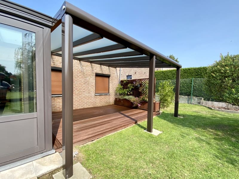 Freestanding or wall-mounted pergola: which structure to choose?